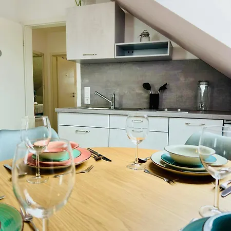 Appartamento Modern Wohnen Mit Smarttv, Arbeitsplatz Und Kueche